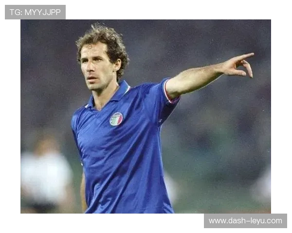 足球历史巨星地位排名探讨 经典球员的成就与影响力比较